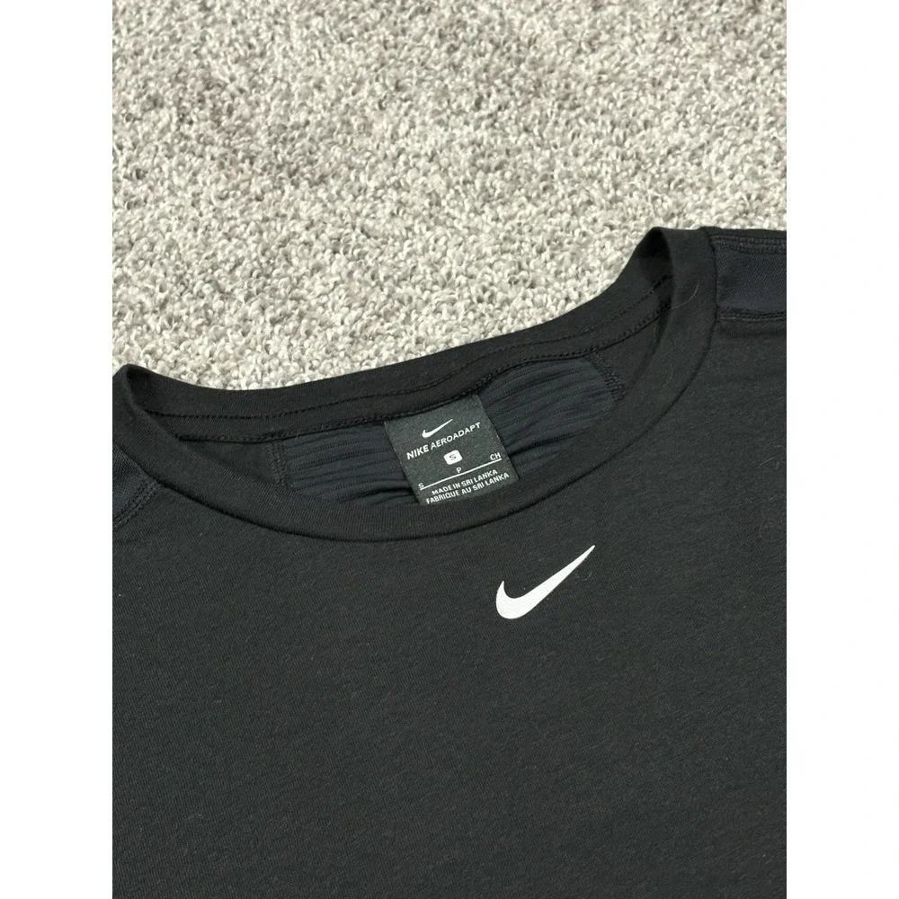 Nike Shirt‎ Womens black short sleeve mid swoosh summer Aeroadapt Size Small